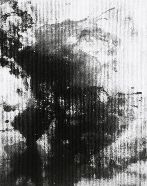 Soft-edged ink cloud composition in greyscale
